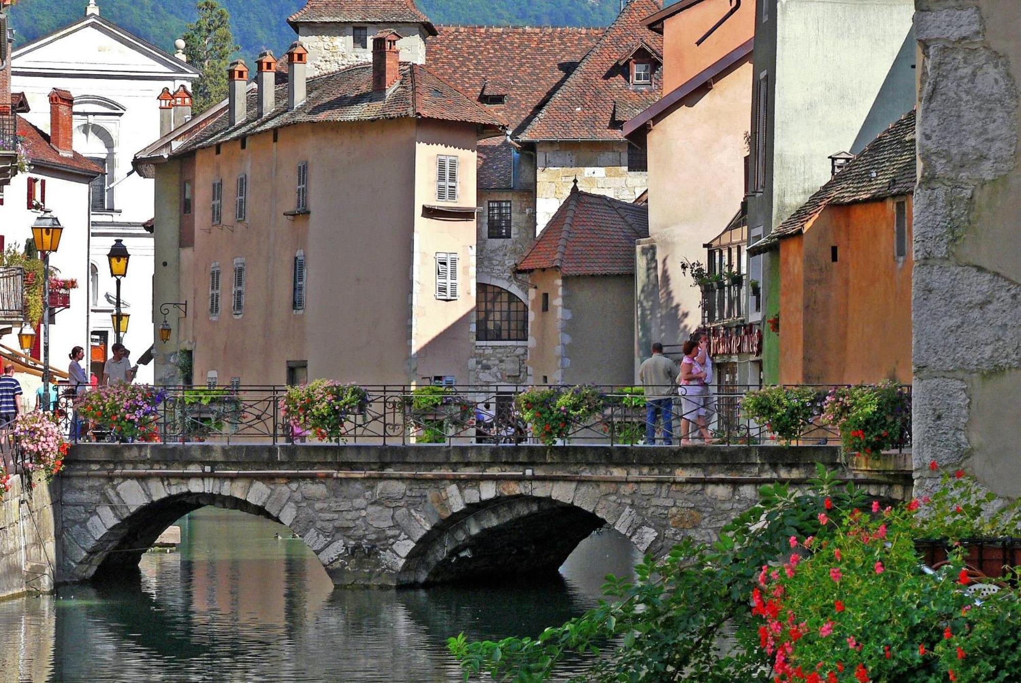 Coup De Coeur Appartement Lumineux, Calme Et Cosy Annecy Exterior photo